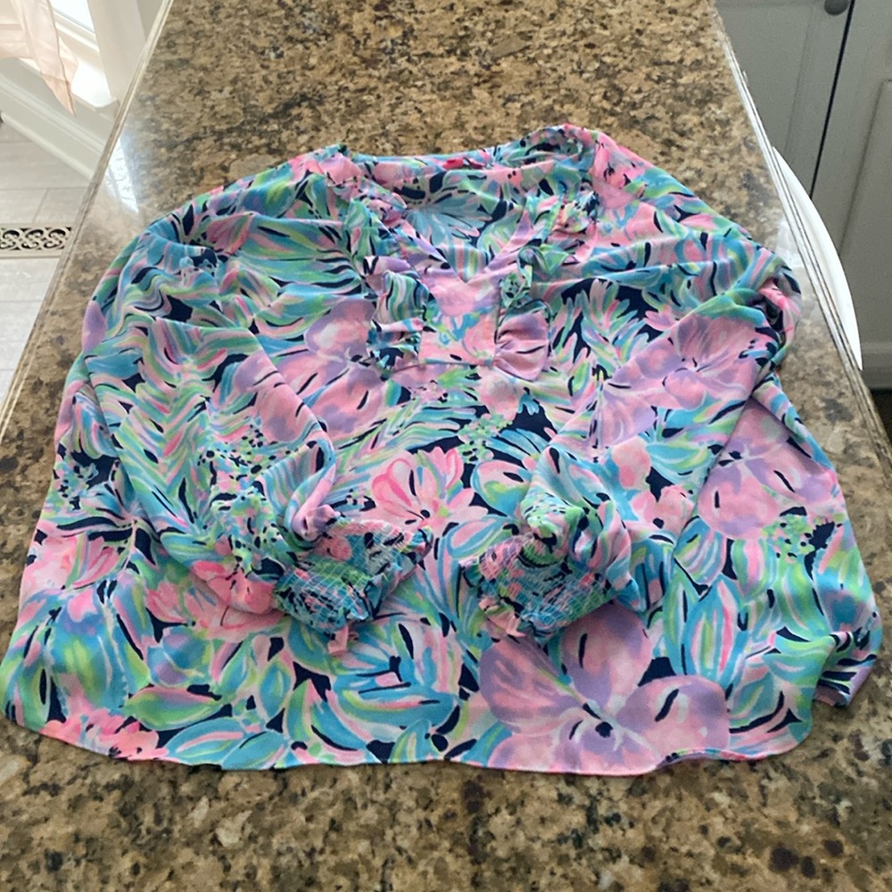 Lily Pullitzer blouse worn once!!! - Picture 1 of 3